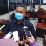 Raperda  Penataan Pemberdayaan PKL dan Raperda Jaminan Produk Halal Disampaikan dalam Rapat Paripurna