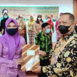 Pemkab Paser Berikan Penghargaan kepada 100 Tokoh Wanita Inspiratif