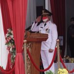 Pimpin Upacara HUT RI, Rahmad : Kita Harus Merdeka dari Covid-19
