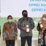Ketua DPRD Abdulloh  Terima Penghargaan Green Leadership Nirwasita Tantra Ketiga Kali