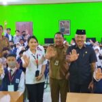 Rayakan HUT ke-4, suarabalikpapan.com Gelar Penyuluhan Narkoba di SMPN 12, Hadirkan Narasumber BNNK dan Wakil Ketua DPRD Budiono