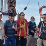 Wali Kota Perkenalkan Wisata Susur Teluk Balikpapan dengan Kapal Pinisi 