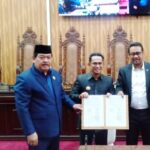 Semua Fraksi DPRD Balikpapan Setuju Perubahan APBD 2022 Menjadi Perda