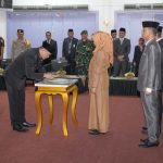 Bupati Fahmi Lantik 35 Pejabat ASN, Beri Pesan Khusus Buat Kepala Disprindagkop dan UKM