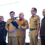 Gubernur Isran Pimpin Komitmen Anti Korupsi Kepala Daerah di Rakorpim KPK