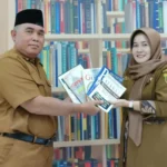 DPK Samarinda Salurkan 208 Buku ke Perpustakaan SDN 007 Samarinda Ulu