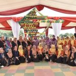 PKK Samarinda dan PKK Kaltim Gelar Kegiatan Bersama,  Rinda Wahyuni dan  Yulia Zubir Kunjungi Kampung Ketupat