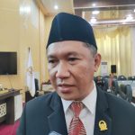 Asep Soroti Rencana Pergantian Seragam Sekolah
