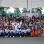 Tingkatkan Kunjungan Wisatawan, Disporapar Gelar Atraksi Seni Pertunjukan di Pantai Manggar