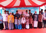 Pemkot Balikpapan Bagikan 98 Ribu Seragam Sekolah Secara Simbolis di SMPN 12