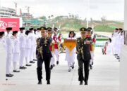 Sekda Kaltim Ikut Prosesi Pengantaran Duplikat Bendera Pusaka Merah Putih ke Istana Negara Jakarta