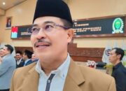 Darlis Tegaskan Pendidikan Bermanfaat untuk Meningkatkan Kesejahteraan Masyarakat