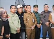 Ketua DPRD Kaltim Dampingi Pj Gubernur Akmal Malik Tinjau Kesiapan Logistik Pilkada di KPU Balikpapan