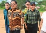 Muhammad Samsun dan Selamat Ari Wibowo Dampingi Pj Gubernur Kaltim  Kunjungi Rumah Cokelat di Lung Anai