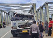 Kecelakaan Tunggal Truk di Km 13 Balikpapan, Polisi Lakukan Olah TKP