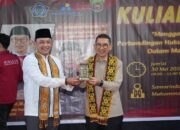 Wagub Seno Aji Buka Kuliah Umum Bersama Menteri Kebudayaan Fadli Zon di UMKT Samarinda