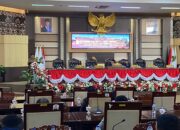 Pemkab Kukar Tanggapi Pemandangan Umum Fraksi DPRD dalam Rapat Paripurna ke-17
