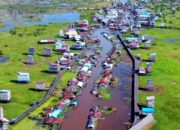 Muara Enggelam: Desa Tanpa Daratan di Kutai Kartanegara yang Andalkan Ikan dan Pasokan Pangan dari Luar